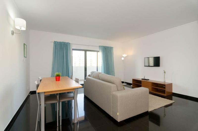 Rocha Tower By Beach Rentals Exterior foto